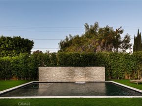 15719 Hartsook Street, Encino CA 91436