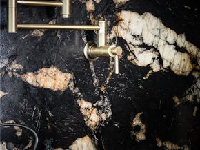 15719 Hartsook Street, Encino CA 91436