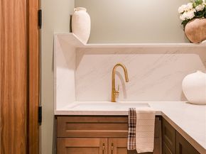 15719 Hartsook Street, Encino CA 91436