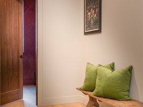 15719 Hartsook Street, Encino CA 91436