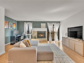 21040 Parthenia 25, Canoga Park CA 91304