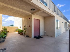 21040 Parthenia 25, Canoga Park CA 91304