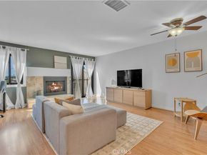 21040 Parthenia 25, Canoga Park CA 91304