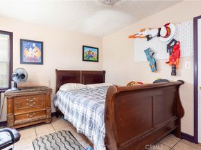 6402 Graves Avenue, Van Nuys CA 91406