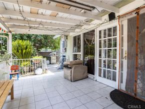 6402 Graves Avenue, Van Nuys CA 91406