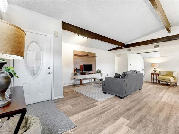 8850 Winnetka Avenue, Northridge CA 91324