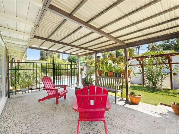8850 Winnetka Avenue, Northridge CA 91324