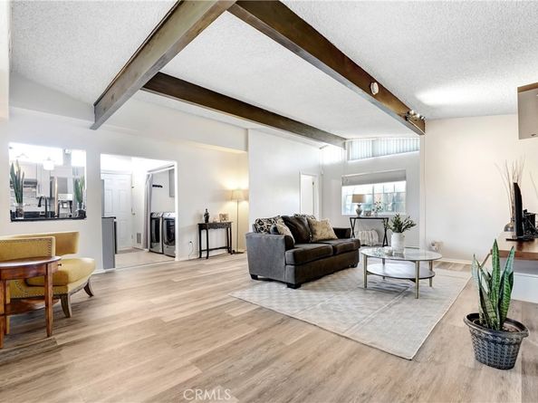 8850 Winnetka Avenue, Northridge CA 91324