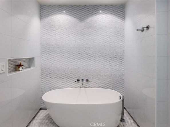 1333 S Beverly Glen Boulevard 901, Los Angeles CA 90024