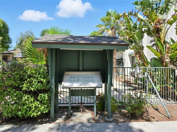 8601 International Avenue 233, Canoga Park CA 91304