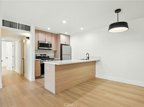 8601 International Avenue 233, Canoga Park CA 91304