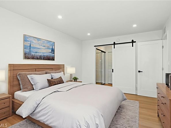 8601 International Avenue 233, Canoga Park CA 91304