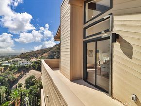 1369 Paseo Redondo, Burbank CA 91501