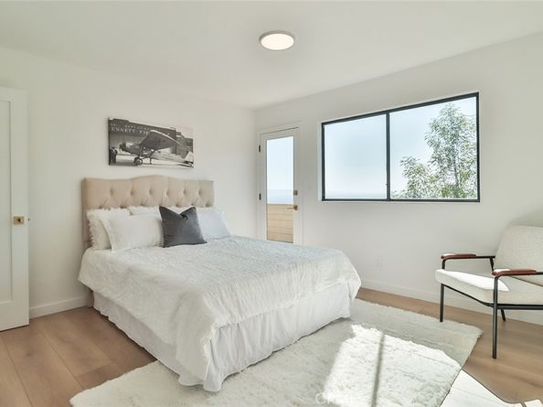 1369 Paseo Redondo, Burbank CA 91501