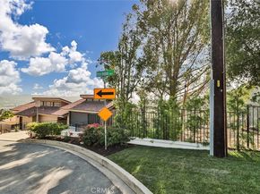 1369 Paseo Redondo, Burbank CA 91501