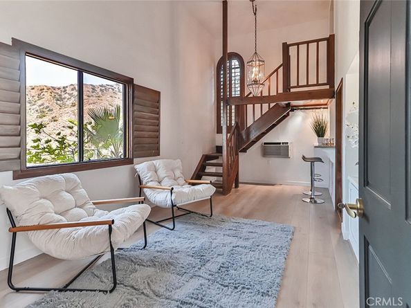 1369 Paseo Redondo, Burbank CA 91501