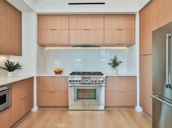1369 Paseo Redondo, Burbank CA 91501