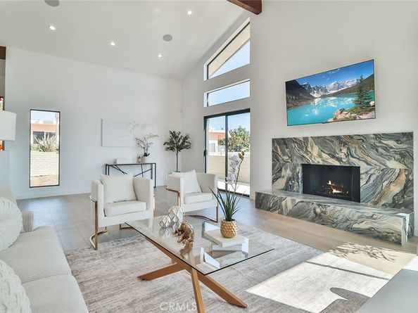 1369 Paseo Redondo, Burbank CA 91501