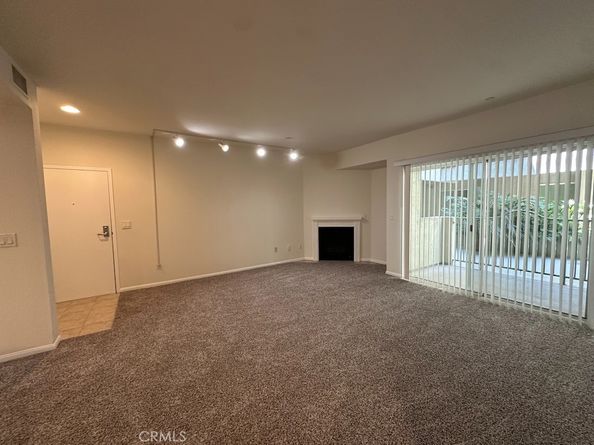 7551 Jordan Avenue 109, Canoga Park CA 91303
