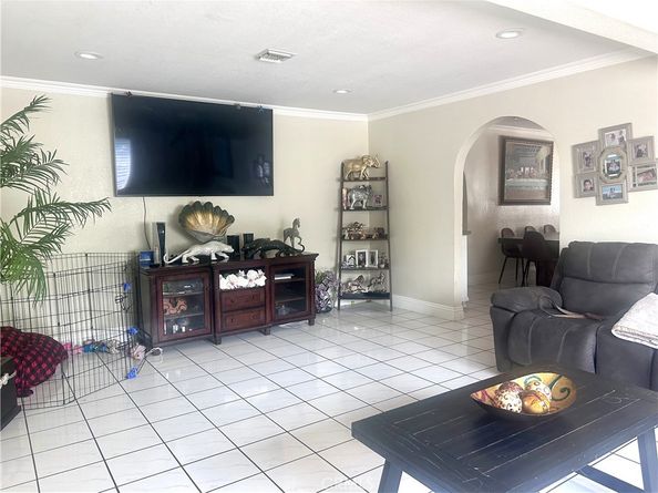 20551 Saticoy Street, Winnetka CA 91306
