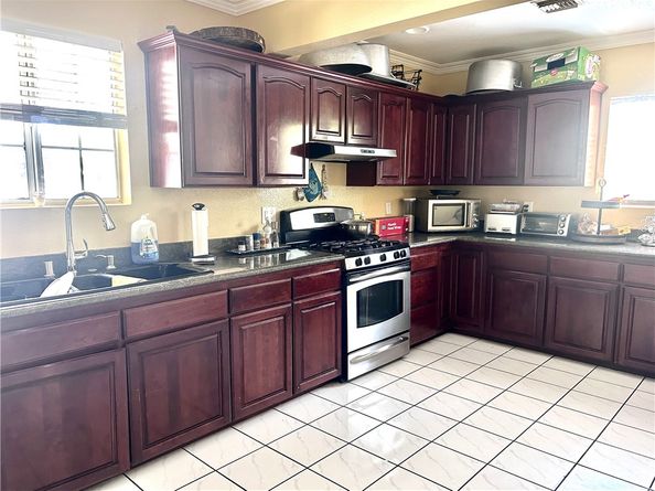 20551 Saticoy Street, Winnetka CA 91306