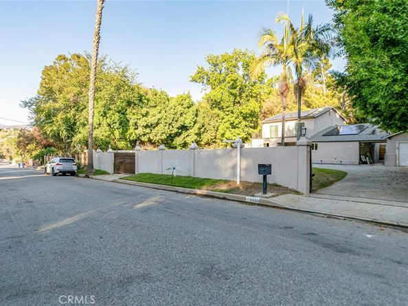 9620 Wheatland Avenue, Shadow Hills CA 91040