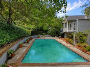3847 Royal Woods Drive, Sherman Oaks CA 91403
