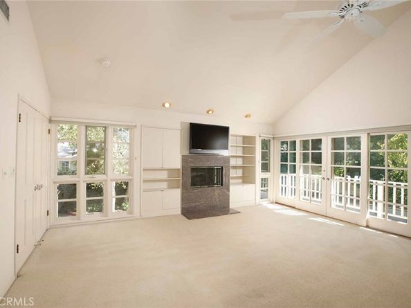 3847 Royal Woods Drive, Sherman Oaks CA 91403
