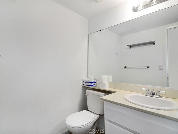 13475 Hubbard Street 31, Sylmar CA 91342