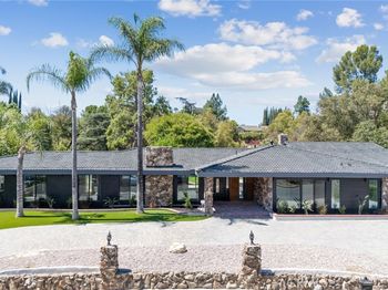 16417 Knollwood Drive