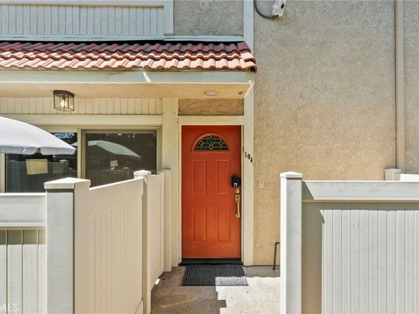 10155 De Soto Avenue 104, Chatsworth CA 91311