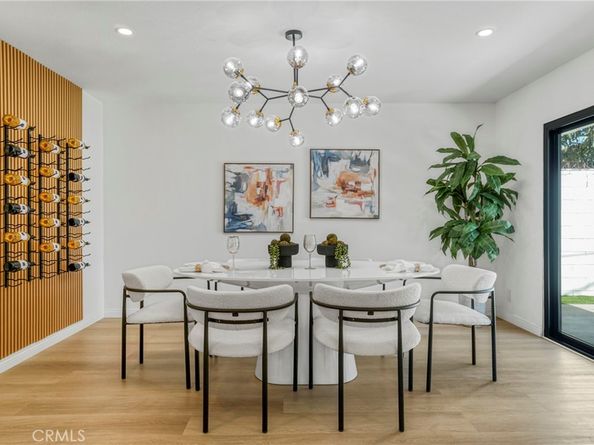 8400 Chimineas Avenue, Northridge CA 91325