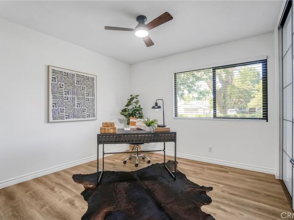 8400 Chimineas Avenue, Northridge CA 91325