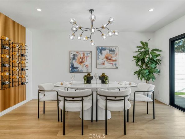 8400 Chimineas Avenue, Northridge CA 91325