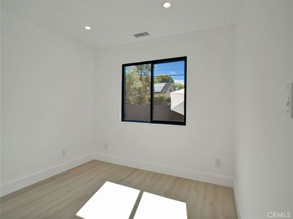 6667 Royer Avenue, West Hills CA 91307