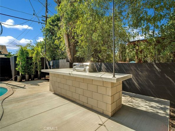 6667 Royer Avenue, West Hills CA 91307