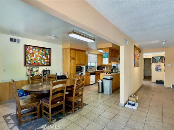 9428 Noble Avenue, North Hills CA 91343