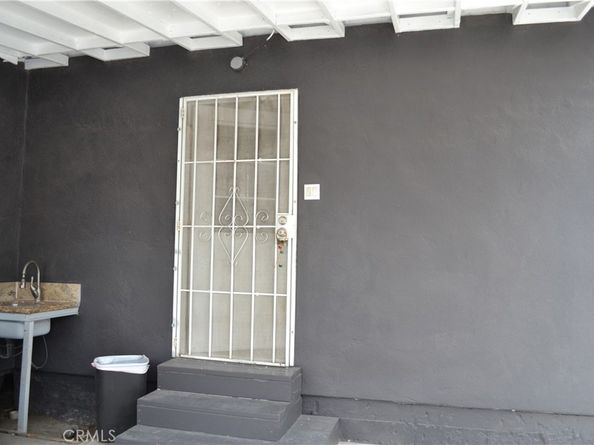 11068 Penrose, Sun Valley CA 91352