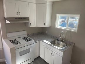 901 E 42nd, Los Angeles CA 90011