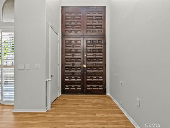 5305 White Oak Avenue K, Encino CA 91316