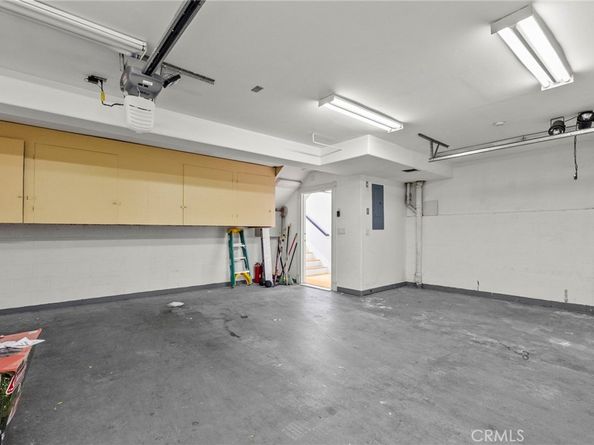 5305 White Oak Avenue K, Encino CA 91316