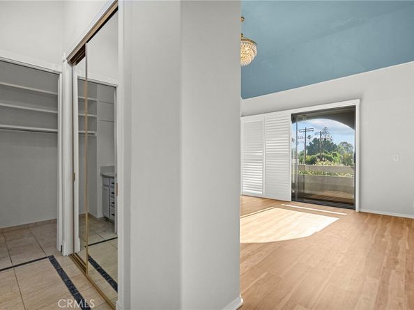 5305 White Oak Avenue K, Encino CA 91316