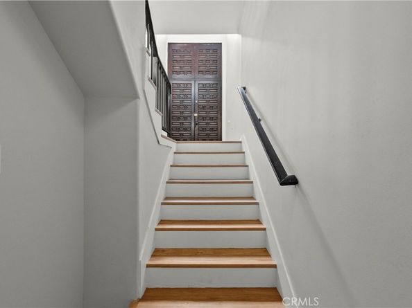 5305 White Oak Avenue K, Encino CA 91316