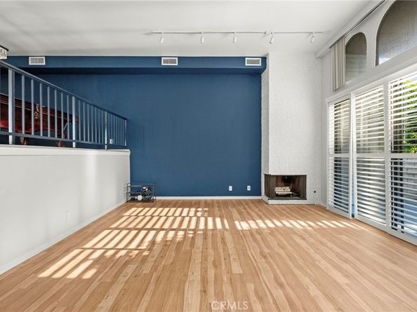 5305 White Oak Avenue K, Encino CA 91316