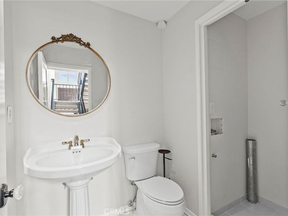 5305 White Oak Avenue K, Encino CA 91316