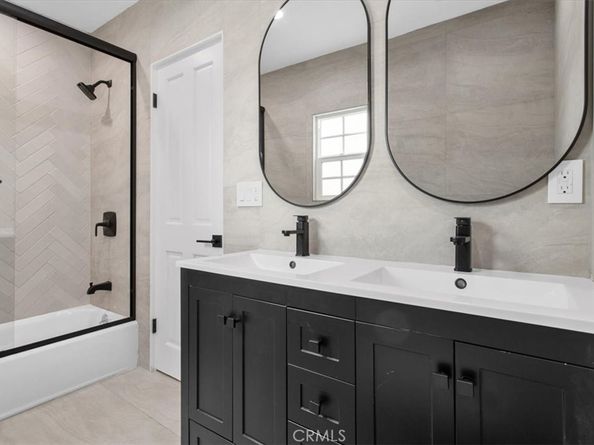 16842 Liggett Street, Los Angeles CA 91343