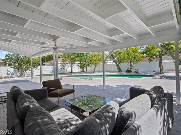 16842 Liggett Street, Los Angeles CA 91343