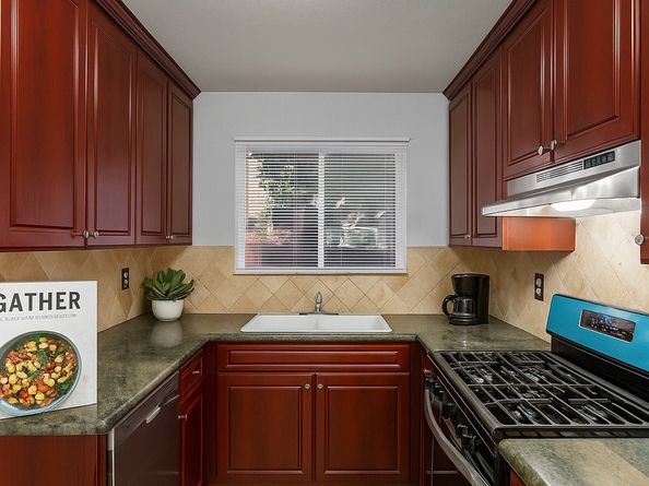 14265 Terra Bella St 10, Panorama City CA 91402