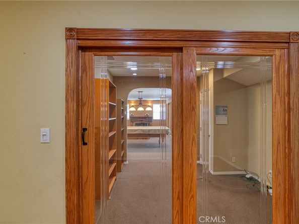 10049 10049 Langdon, San Fernando CA 91345