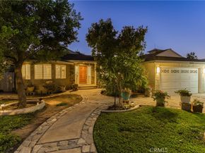 10049 10049 Langdon, San Fernando CA 91345
